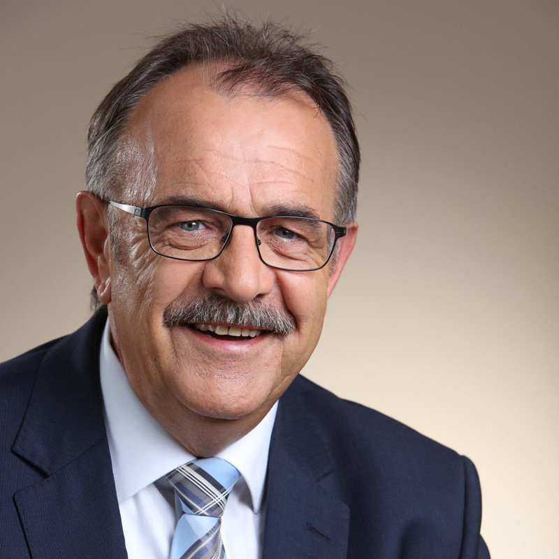  Arnold Schmitt