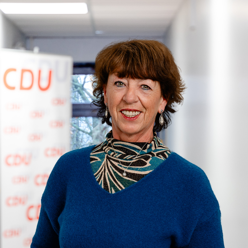  Rita Jung